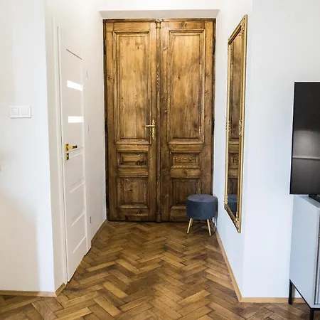 Cracwow K8 No.11 아파트 *